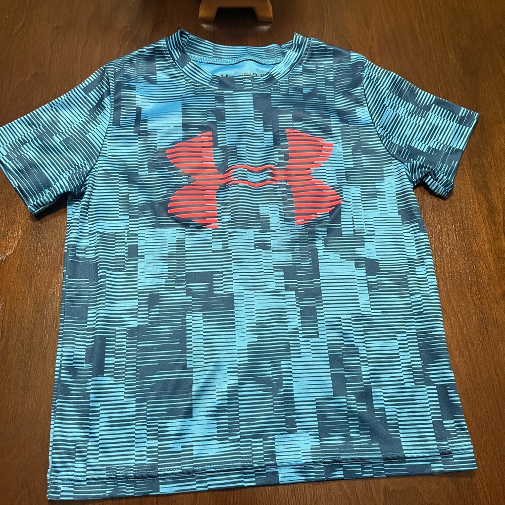 Under Armour short sleeve HeatGear shirt for little boys